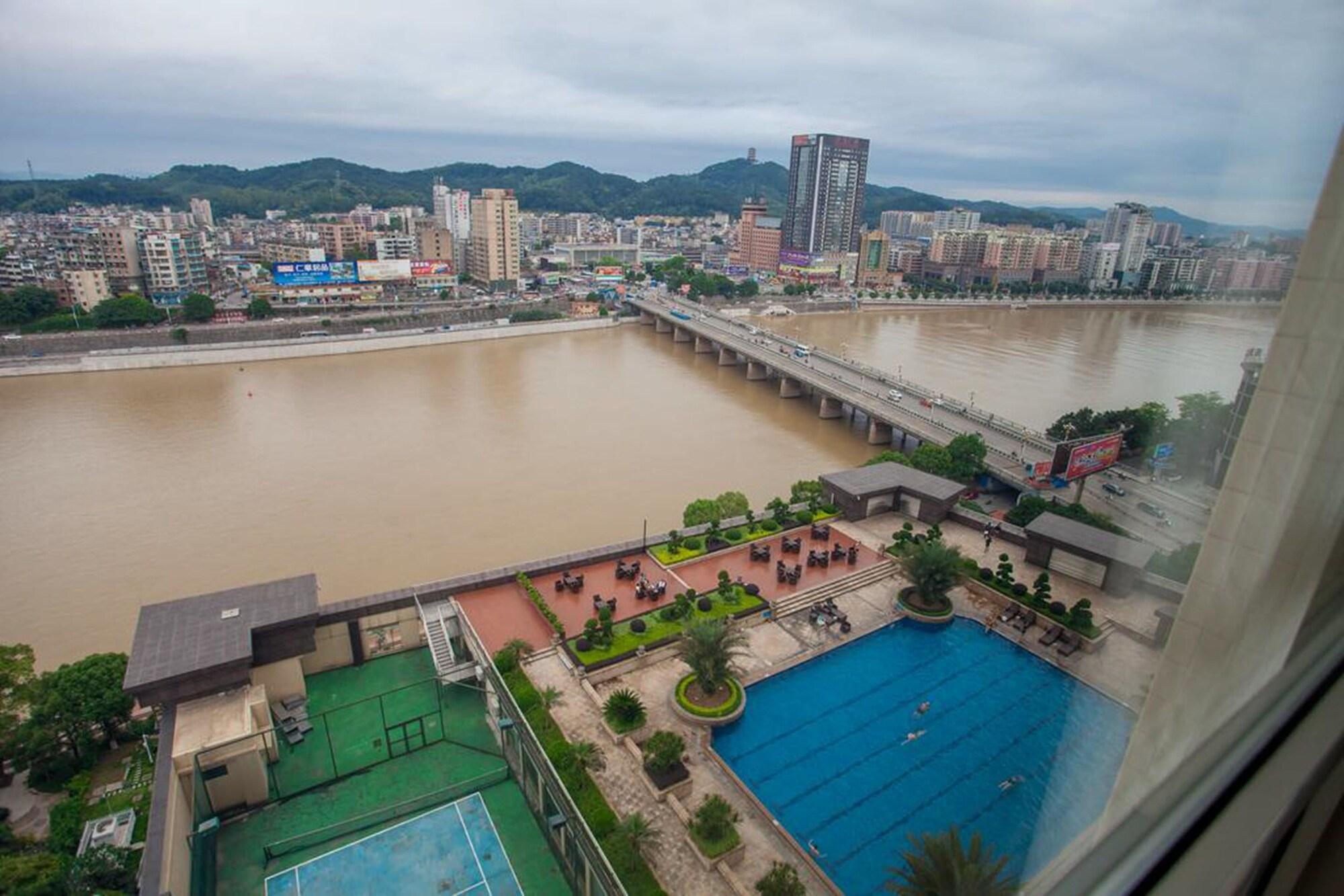 Ramada Plaza Shaoguan City Centre Bagian luar foto