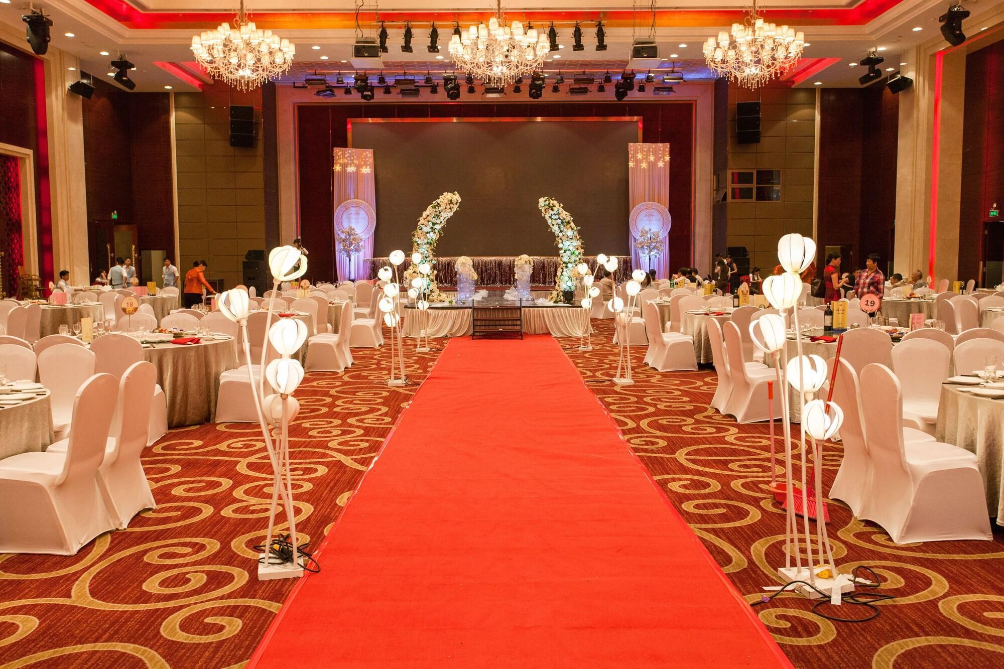 Ramada Plaza Shaoguan City Centre Bagian luar foto