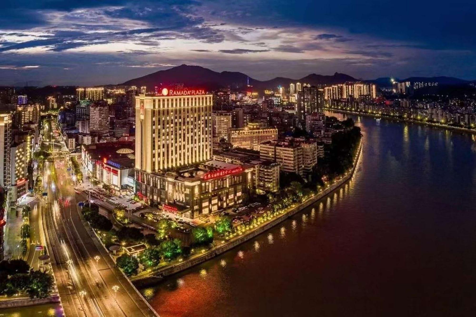Ramada Plaza Shaoguan City Centre Bagian luar foto